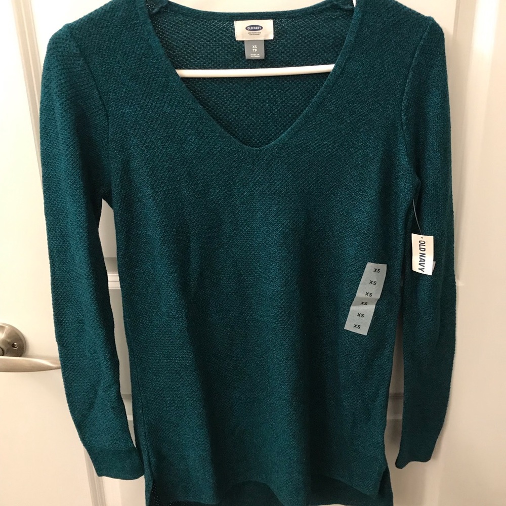 Never worn beautiful v neck sweater